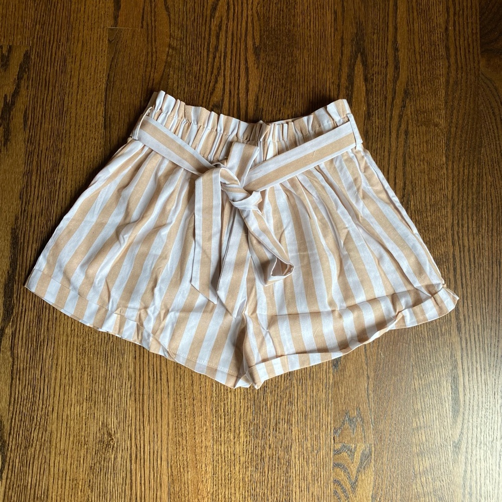 High Waist Shorts - Picture 5 of 11